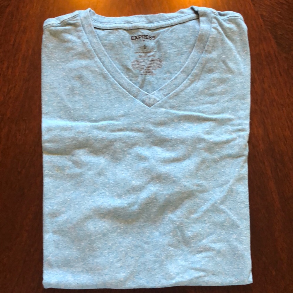 Express V-Neck Short Sleeve